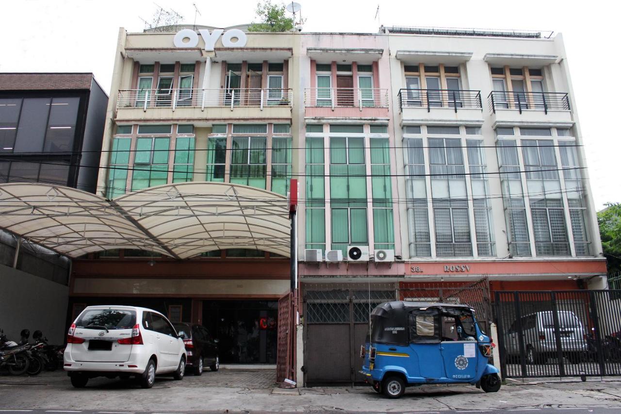 Oyo 176 Near Cideng Virgo Residence Jakarta Exterior foto